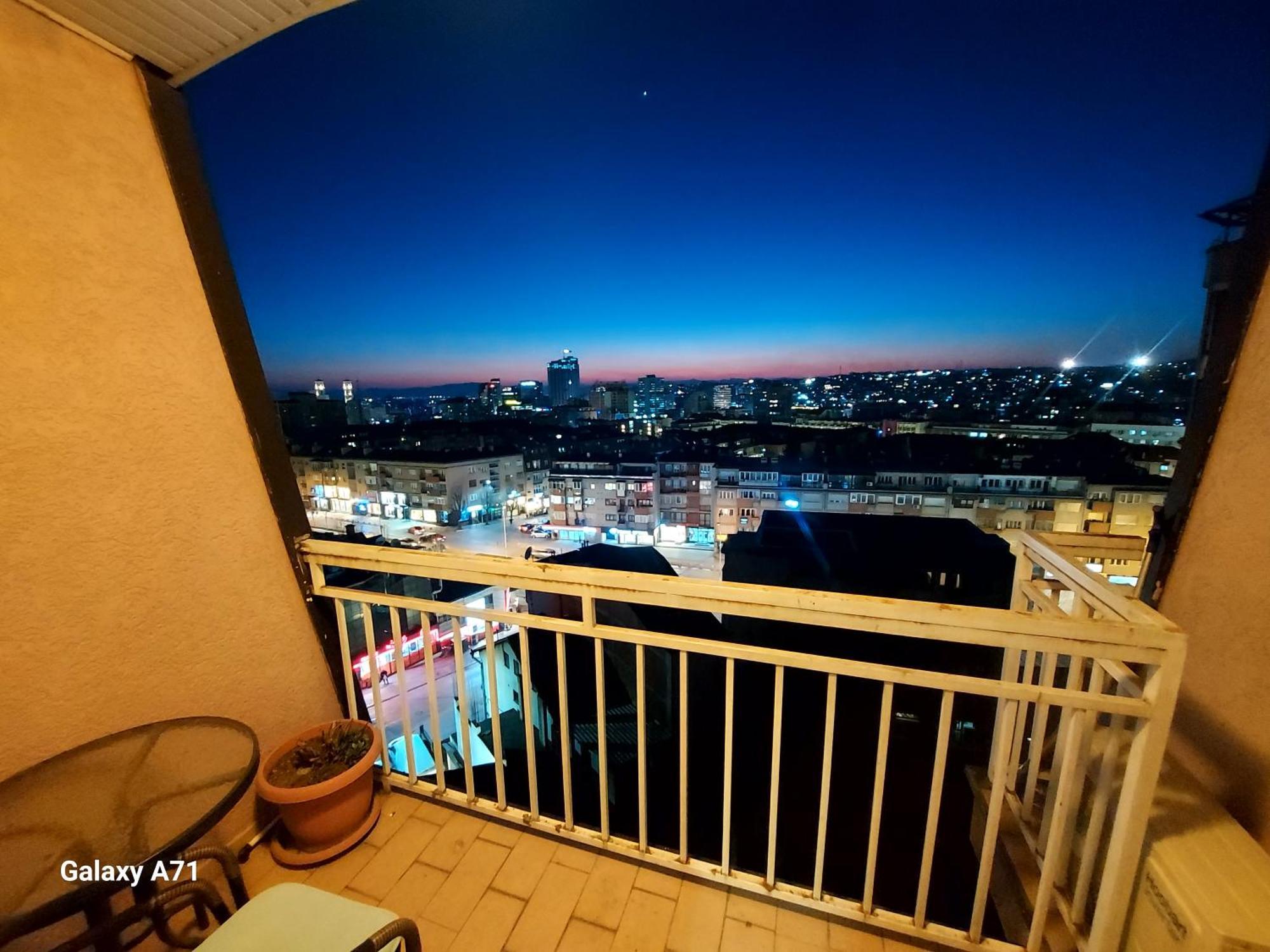 Gorgeous Apartment With City View In The City Center Prishtinë Exterior photo